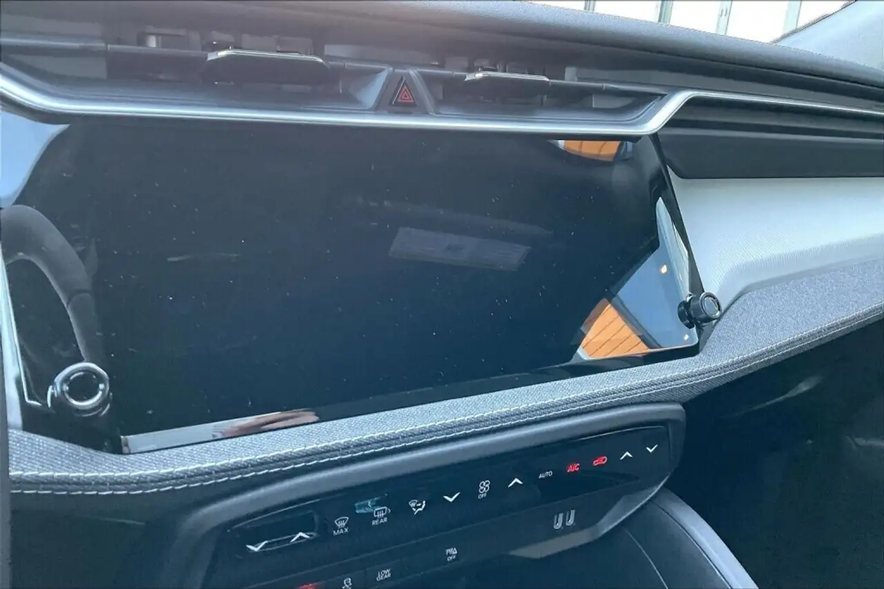 Jeep Cherokee снимка Jeep Cherokee