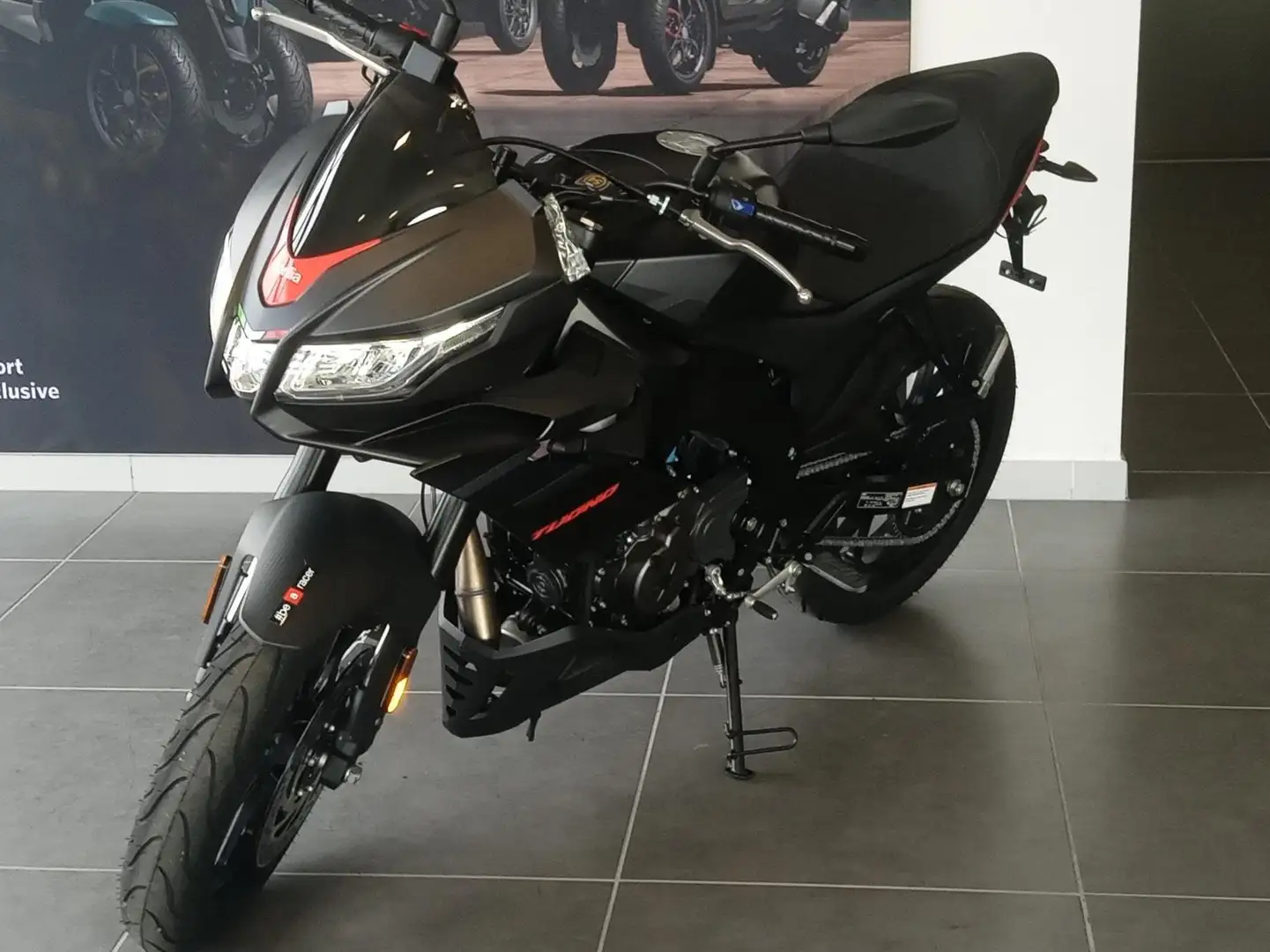 Aprilia Tuono euro 5+ Nero - 1
