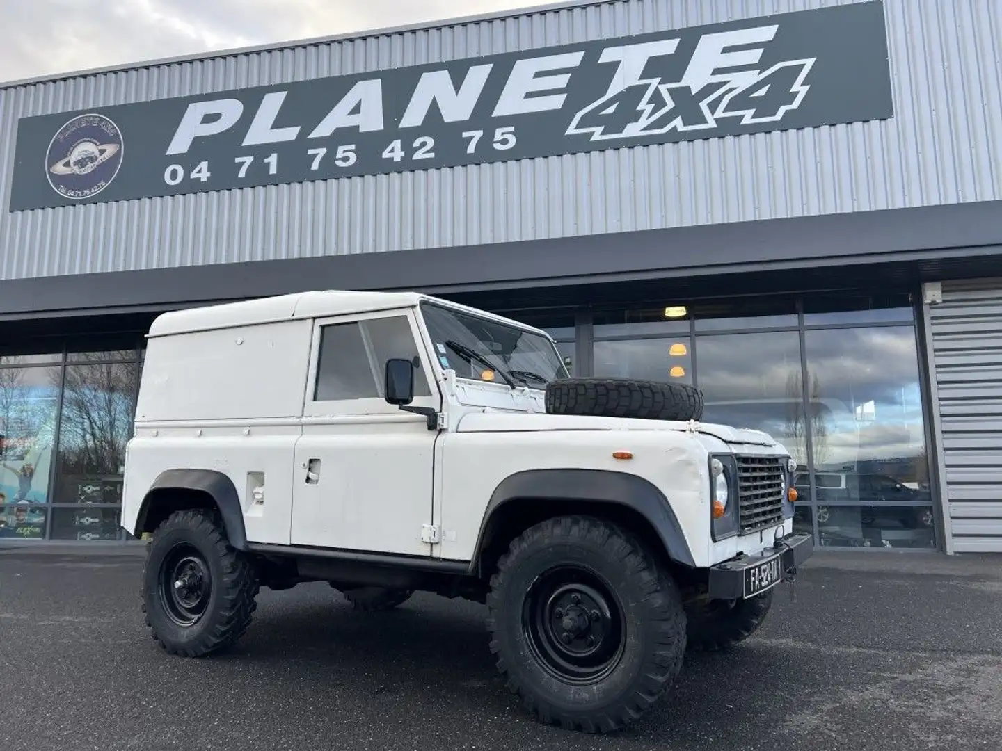 Land Rover Defender 90 2.5 L D Blanc - 1