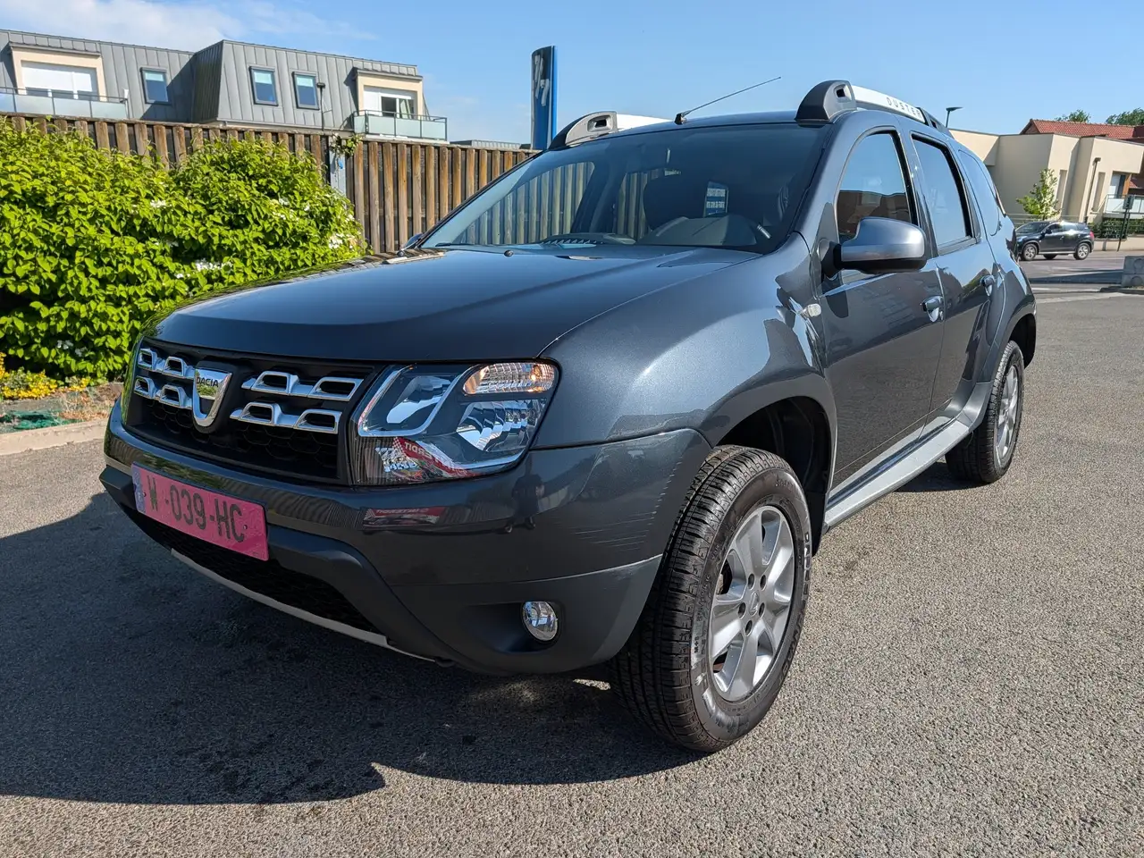 Dacia Duster TCe 125 4x2 LaurÃ©ate VO:615