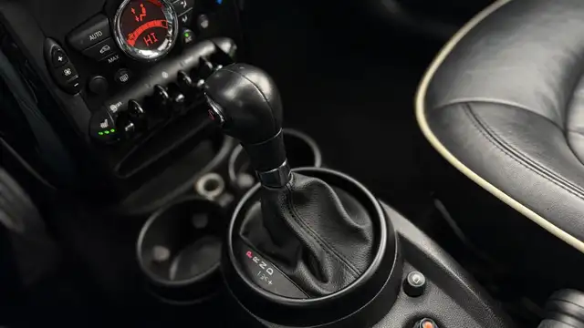 Mini Countryman view 15