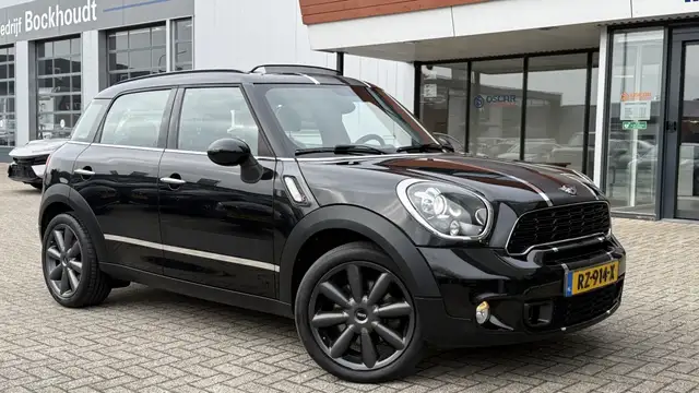 Mini Countryman view 6
