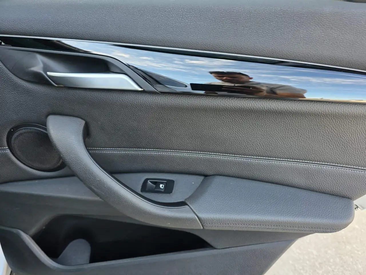 BMW X1 снимка BMW X1