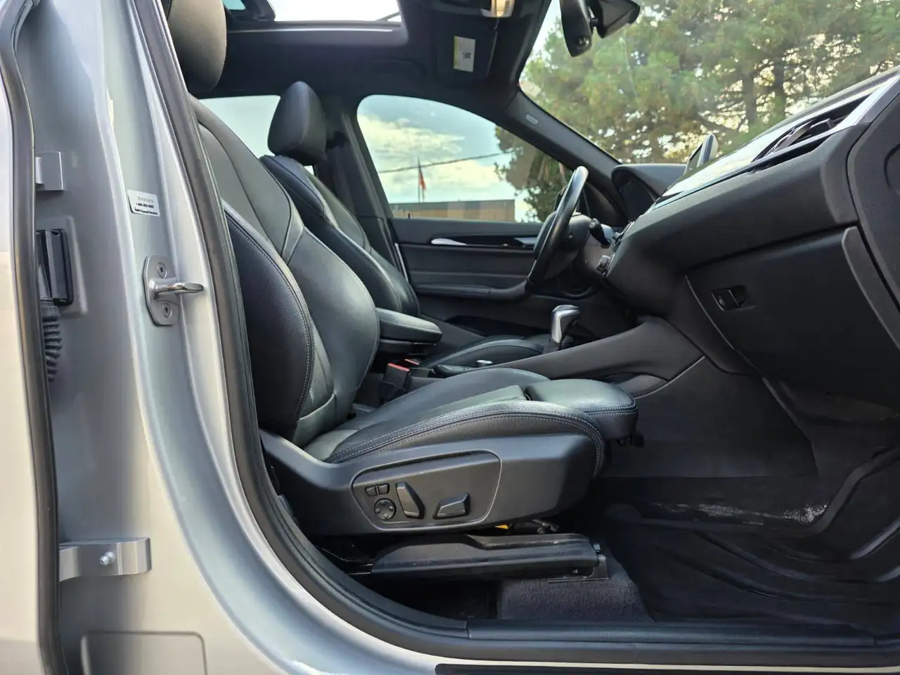 BMW X1 снимка BMW X1
