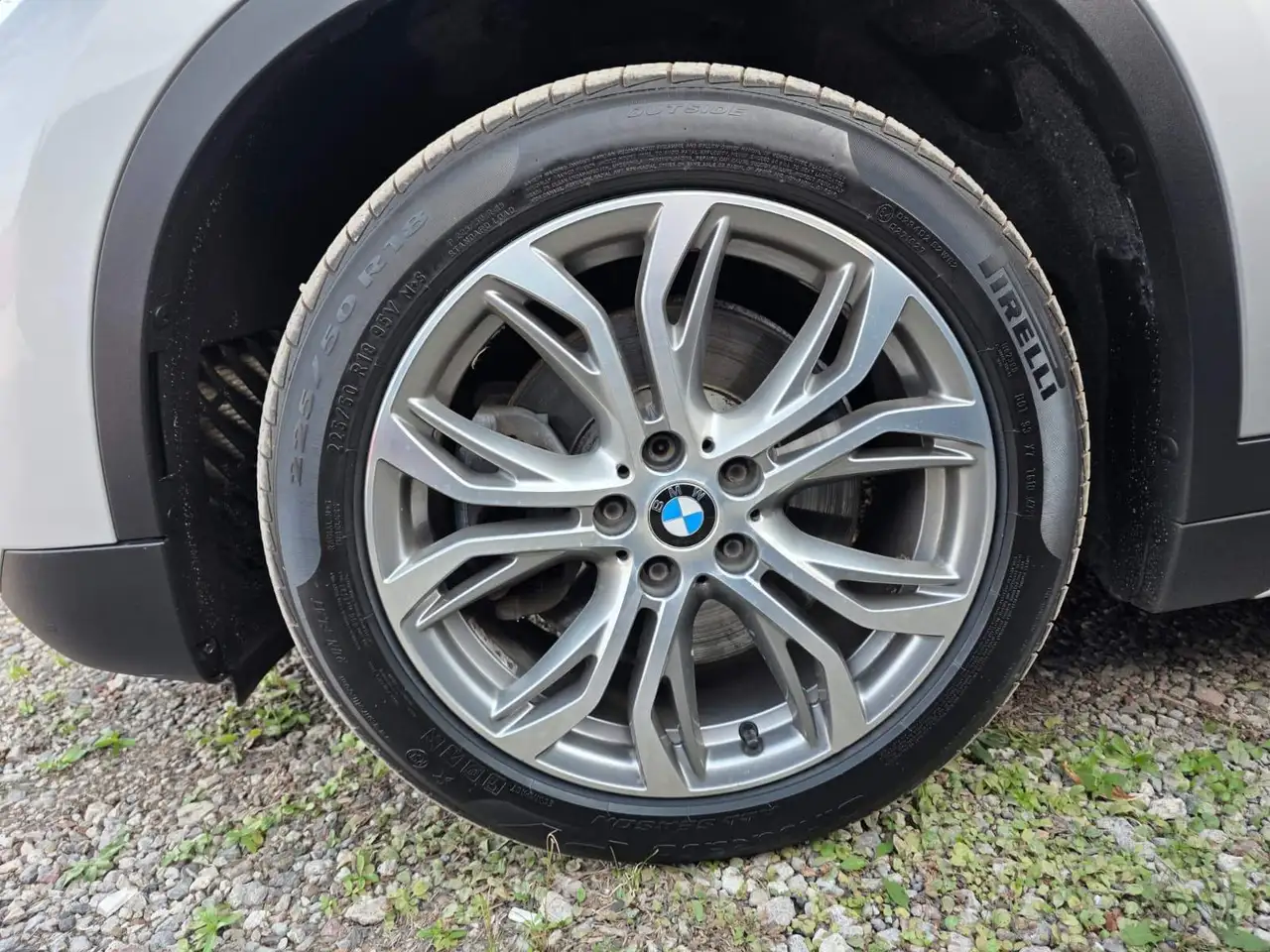 BMW X1 снимка BMW X1
