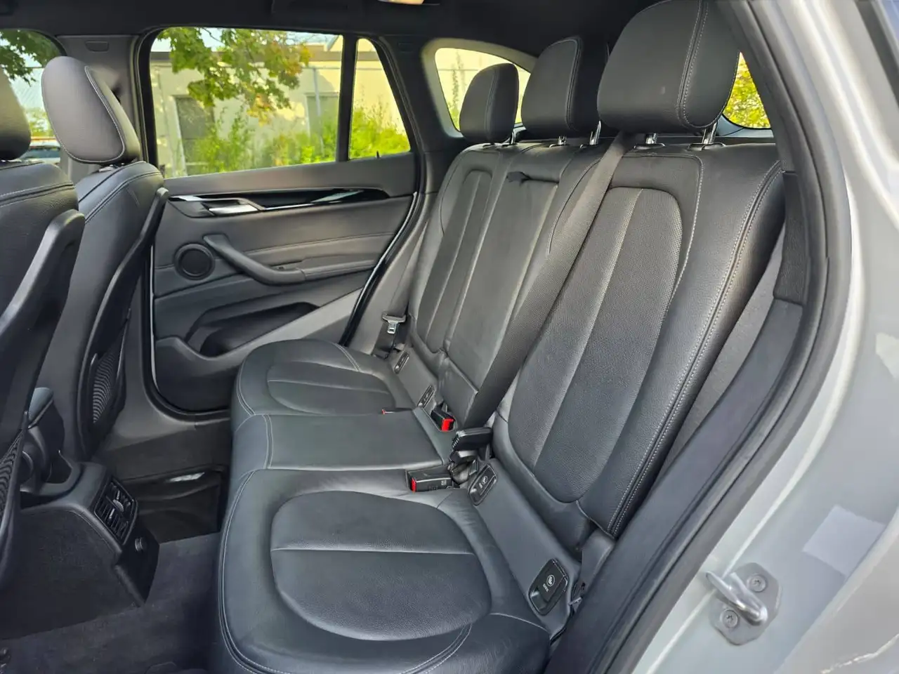 BMW X1 снимка BMW X1