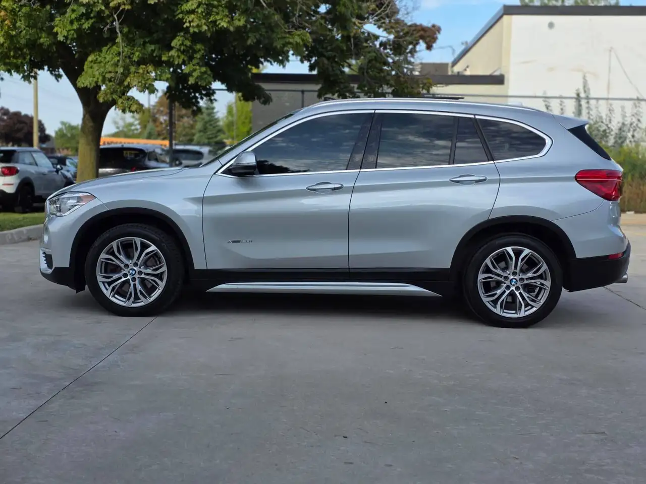 BMW X1 снимка BMW X1