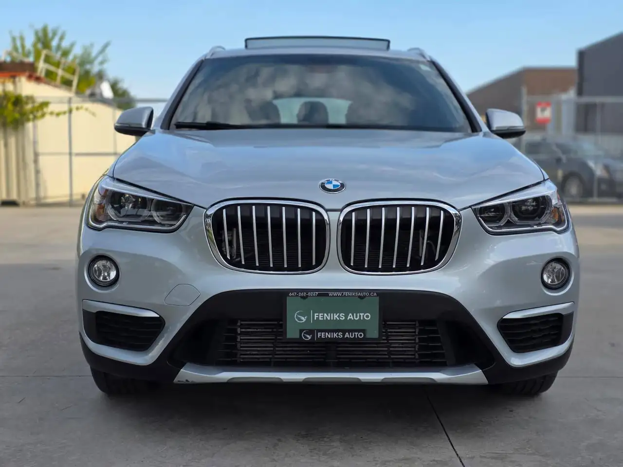 BMW X1 снимка BMW X1