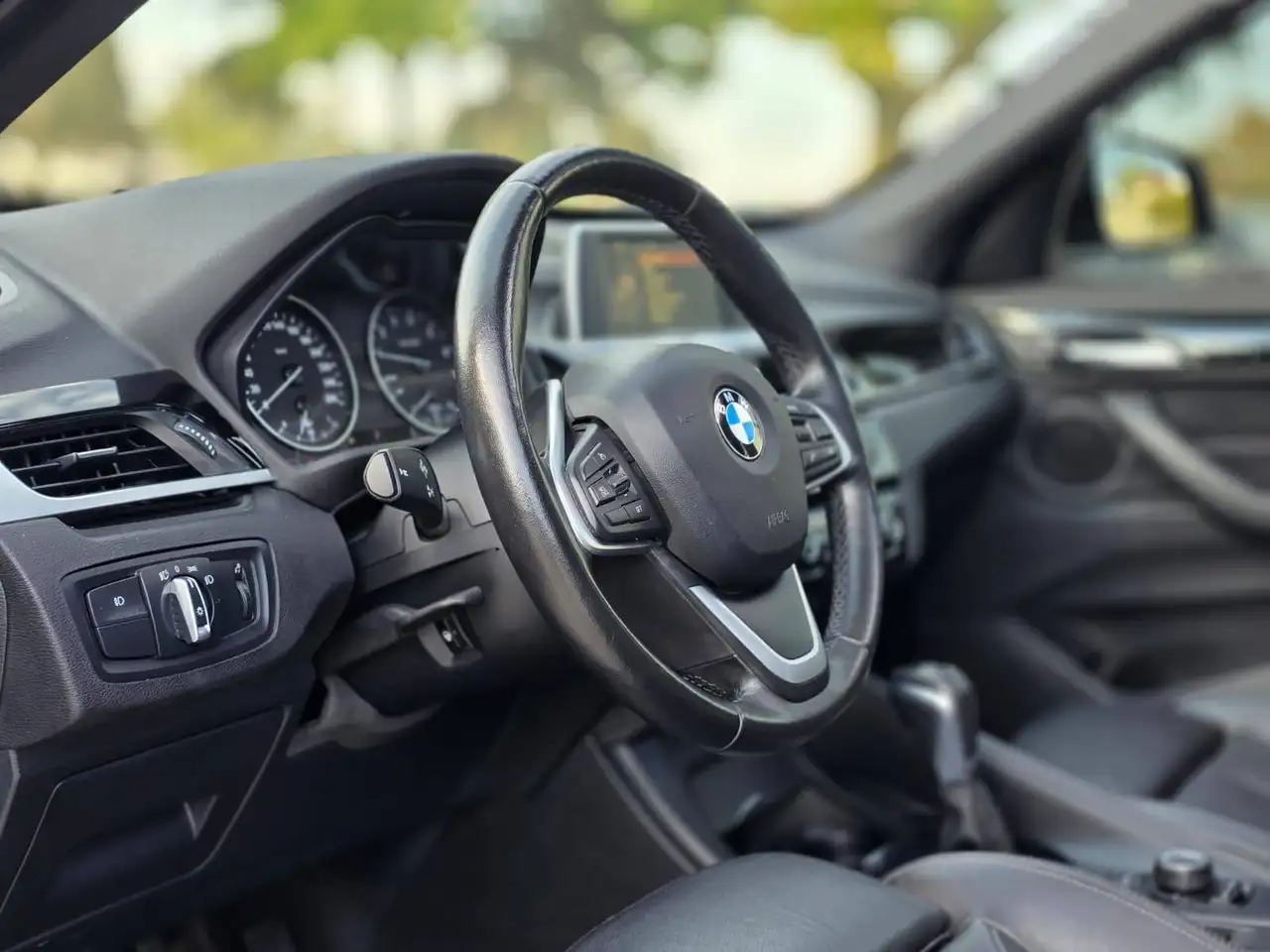 BMW X1 снимка BMW X1