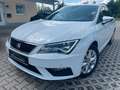 SEAT Leon ST 1.6TDI Aut. Style Navi LED AHK ACC LaneA Weiß - thumbnail 1
