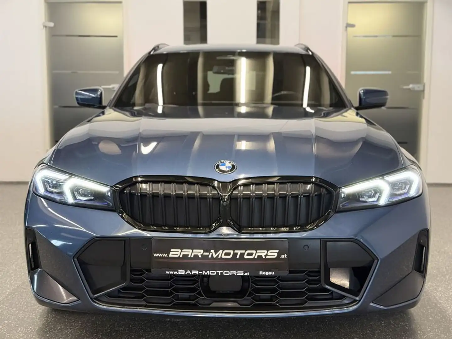 BMW 320 d xDrive M-SPORT*HUD*VIRTUAL*AHK*360°*LANE*ACC* Blau - 2