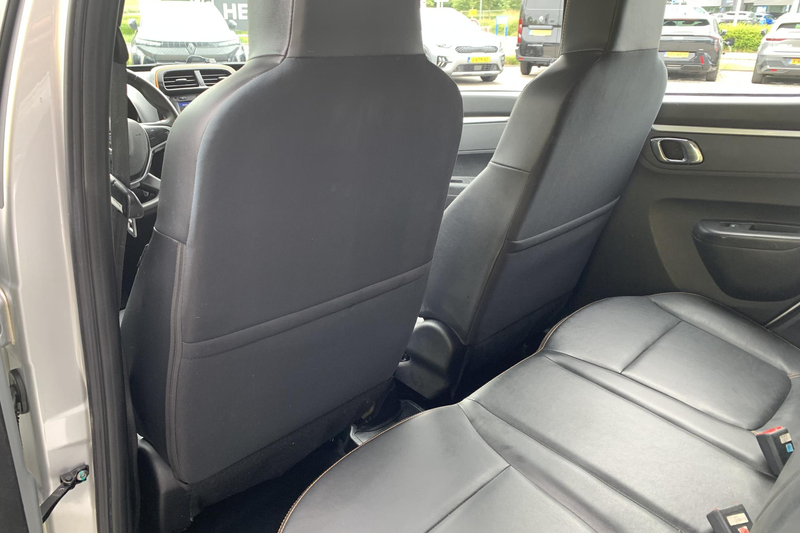 Dacia Spring Comfort Plus 27 kWh | 1e eigenaar | Airco | Camera — photo 15