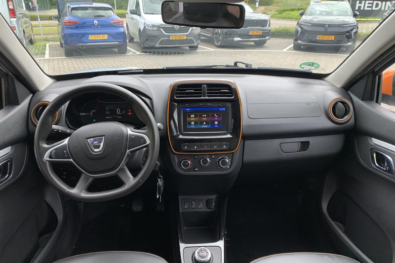 Dacia Spring Comfort Plus 27 kWh | 1e eigenaar | Airco | Camera — photo 6