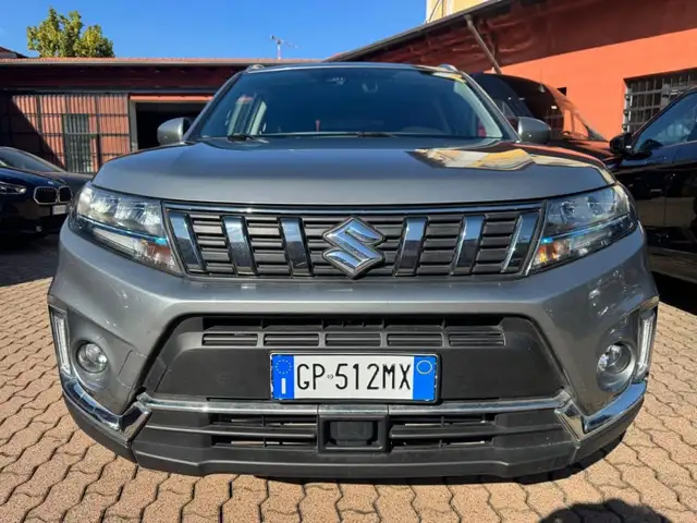 Suzuki Vitara view 3