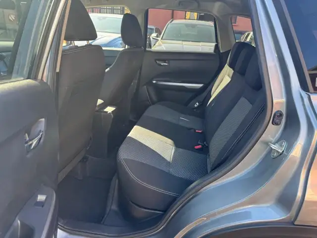 Suzuki Vitara view 10