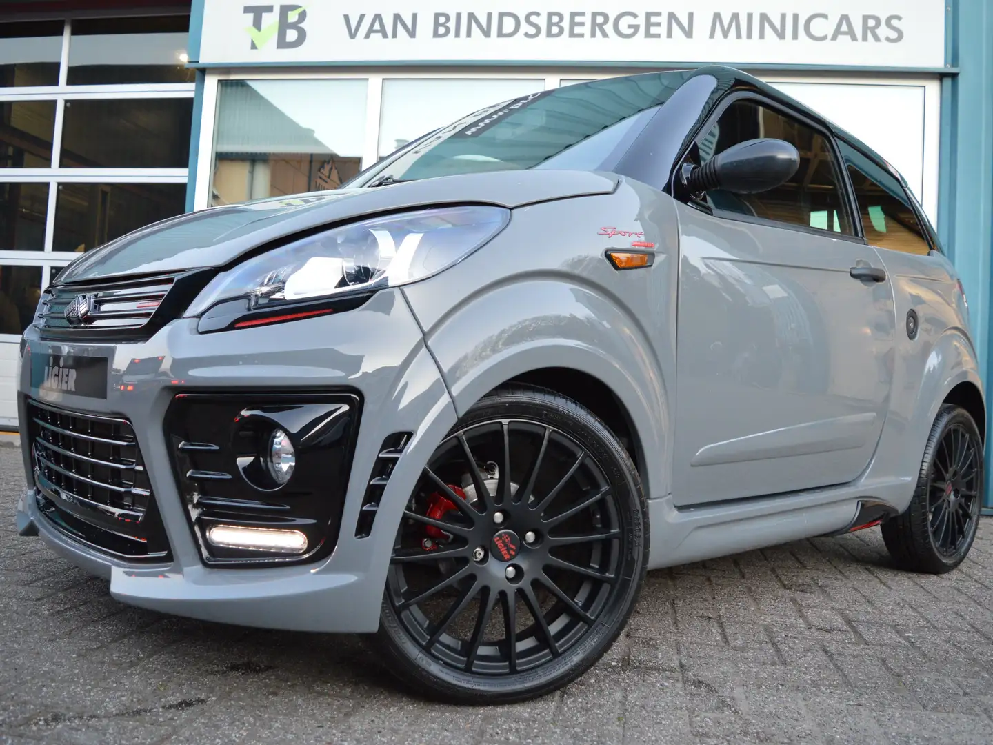 Ligier JS 50 L DCI Ultimate Sport Mopedauto mit Klima Gris - 2
