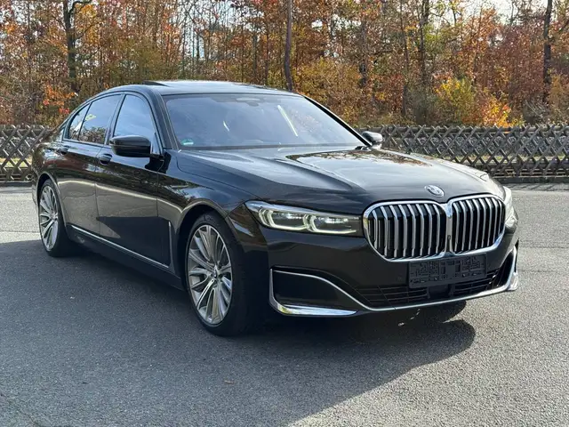 BMW 750 d xDrive*VOLL*ALCANTARA*MASSAGE*LASER*SD****