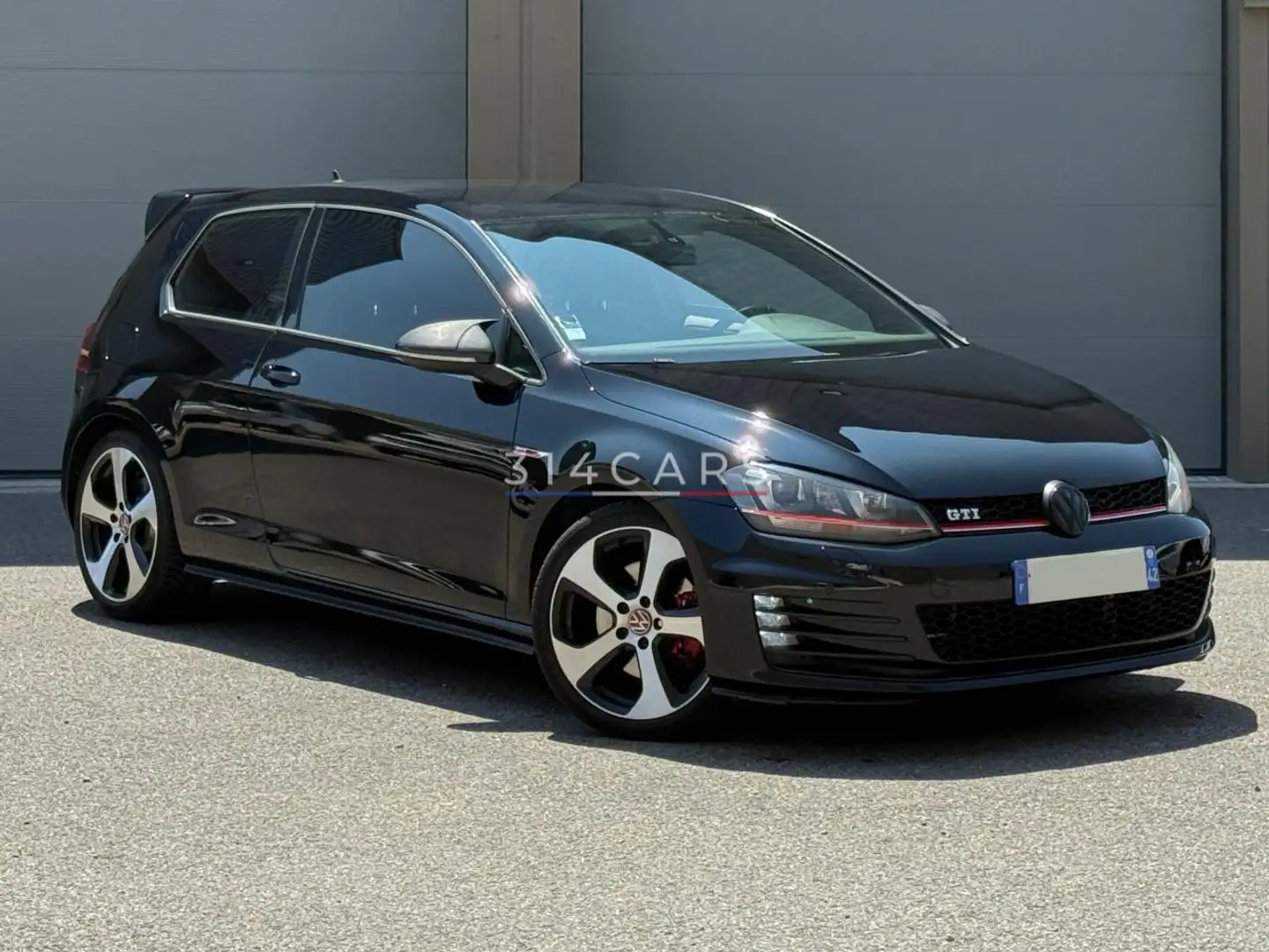 Volkswagen Golf 2.0 TSI 220 GTI Noir - 1