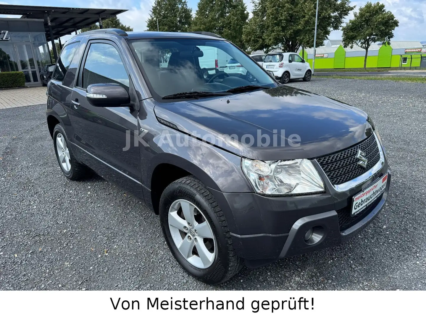 Suzuki Grand Vitara 1.9 DDIS Comfort Grau - 1