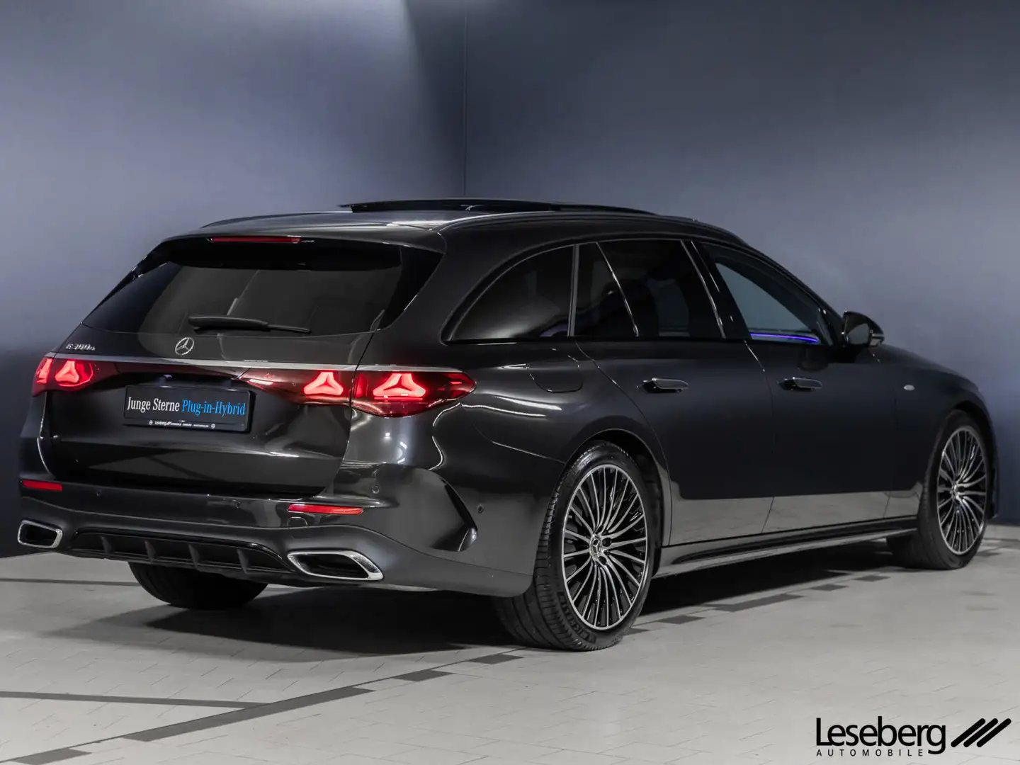 Mercedes-Benz E 300 E 300 e T AMG DIG.LIGHT/AHK/Pano/HUD/360°/Distro Grau - 2