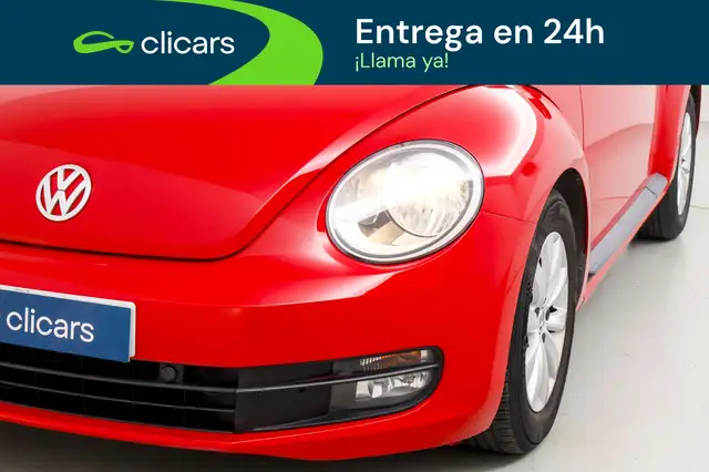 Volkswagen Beetle view 10