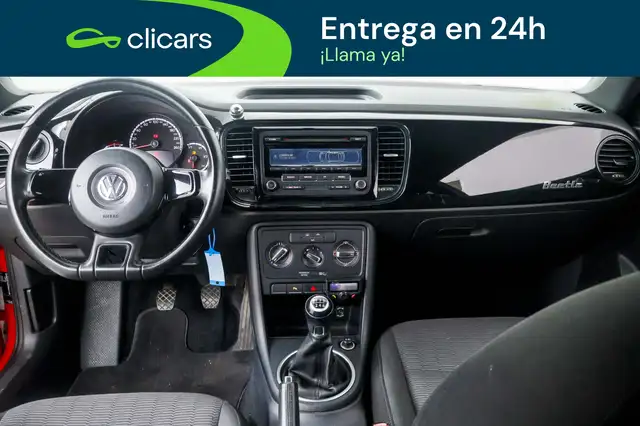Volkswagen Beetle view 12