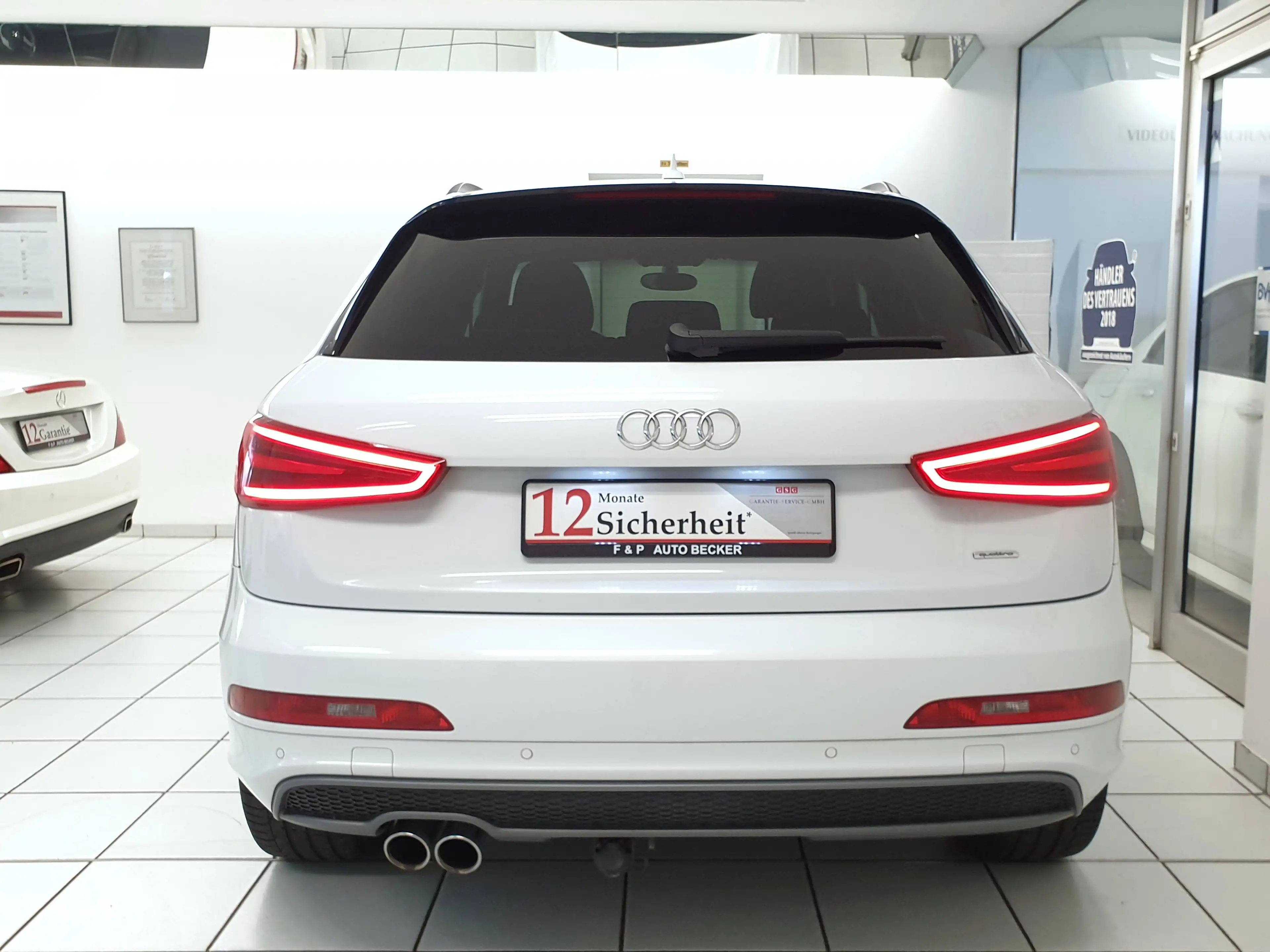 Audi Q3 Q3 2.0 TDI Quattro S Tronic S Line Competition BOSE NAVI AHK — photo 4