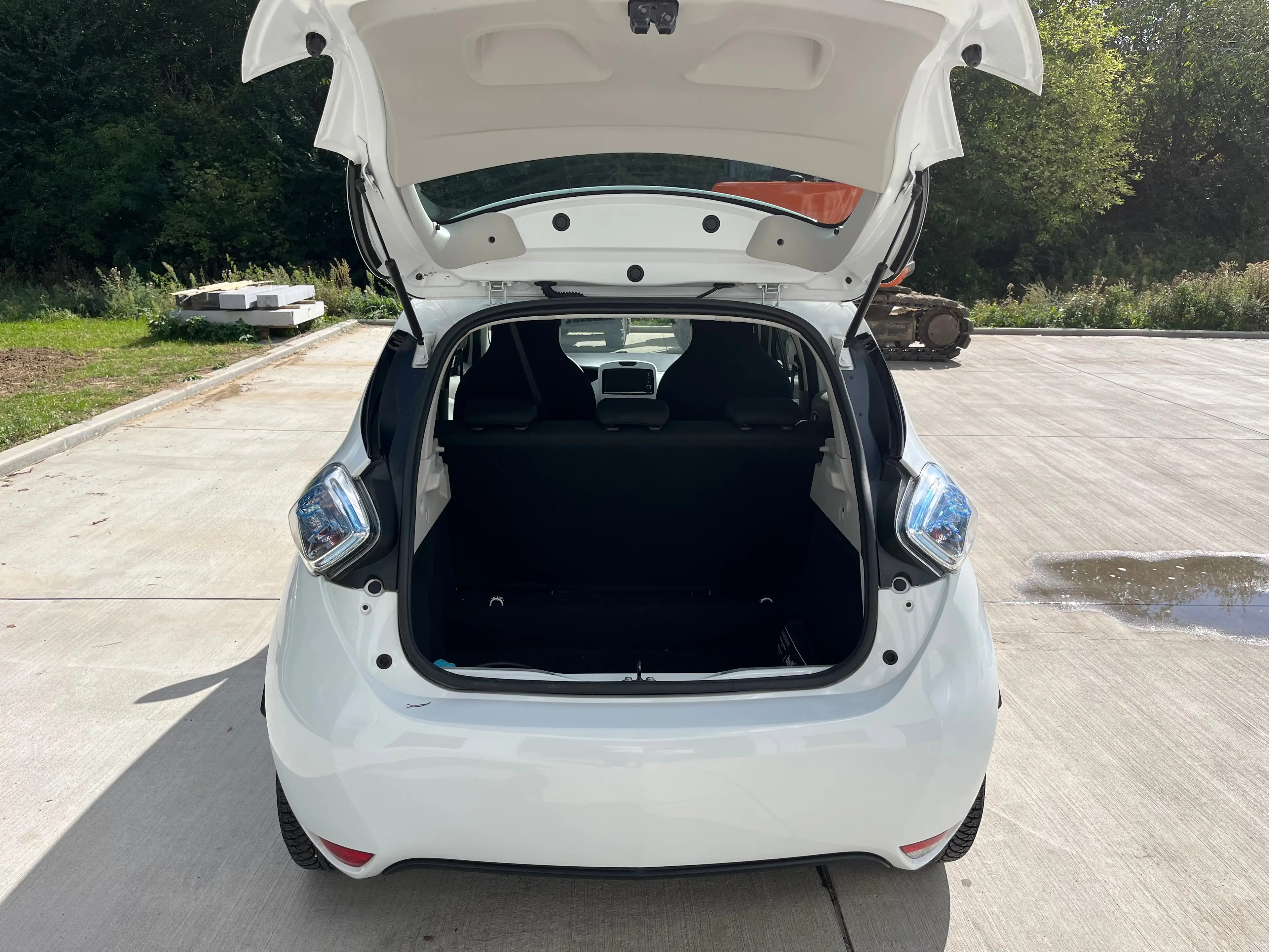 Renault ZOE Zoe 40 kWh Limited — photo 9