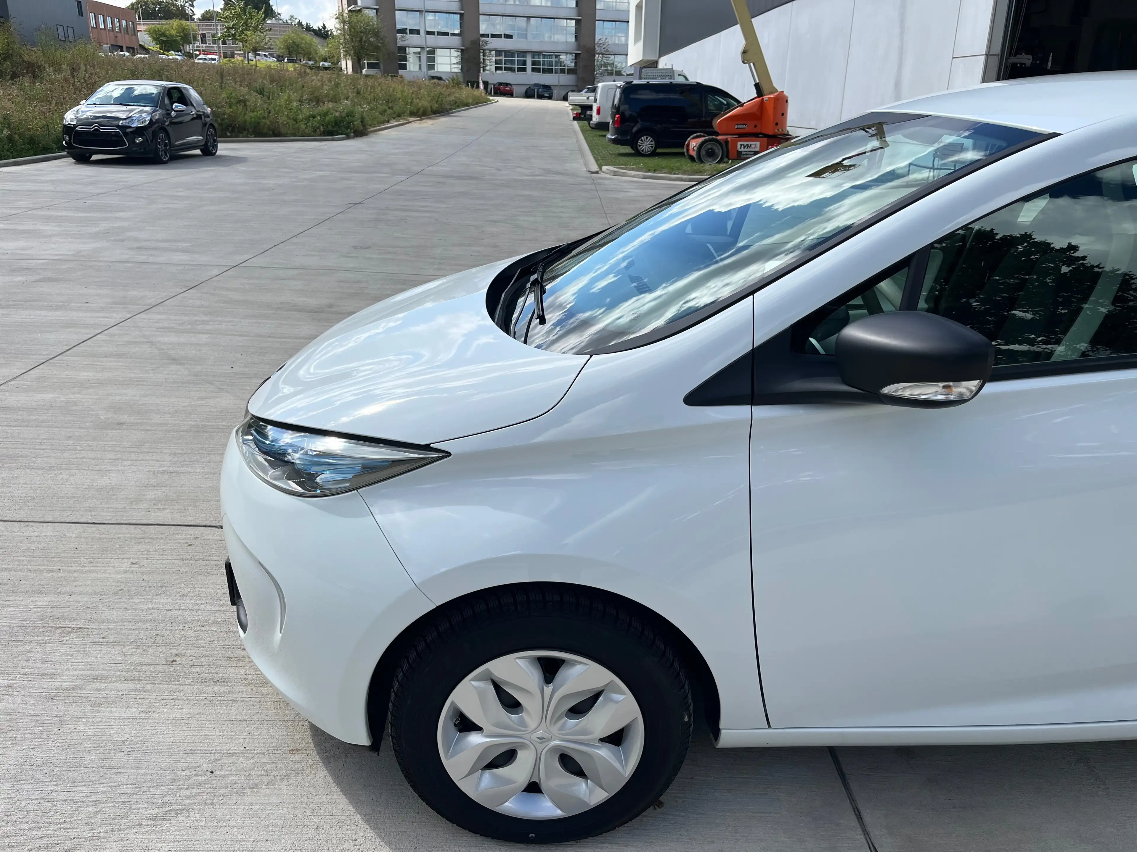 Renault ZOE Zoe 40 kWh Limited — photo 4