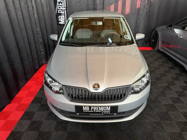 Skoda Fabia view 3
