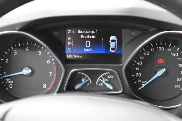 Ford C-Max view 24