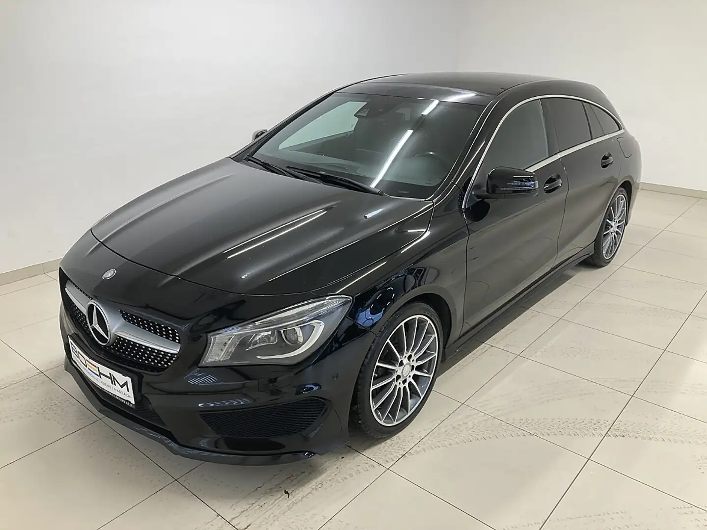 Mercedes-Benz Sonstige CLA  Shooting.Brake  AMG-LINE  4Matic Schwarz - 1