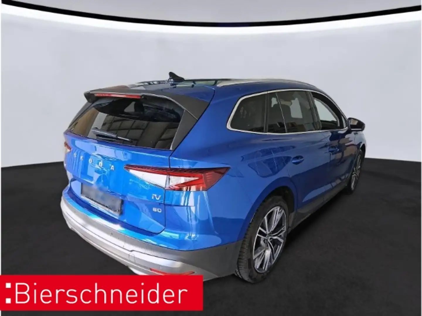 Skoda Enyaq 80 Suite AHK MATRIX SPORT FAMILY REAR VIEW Blau - 2