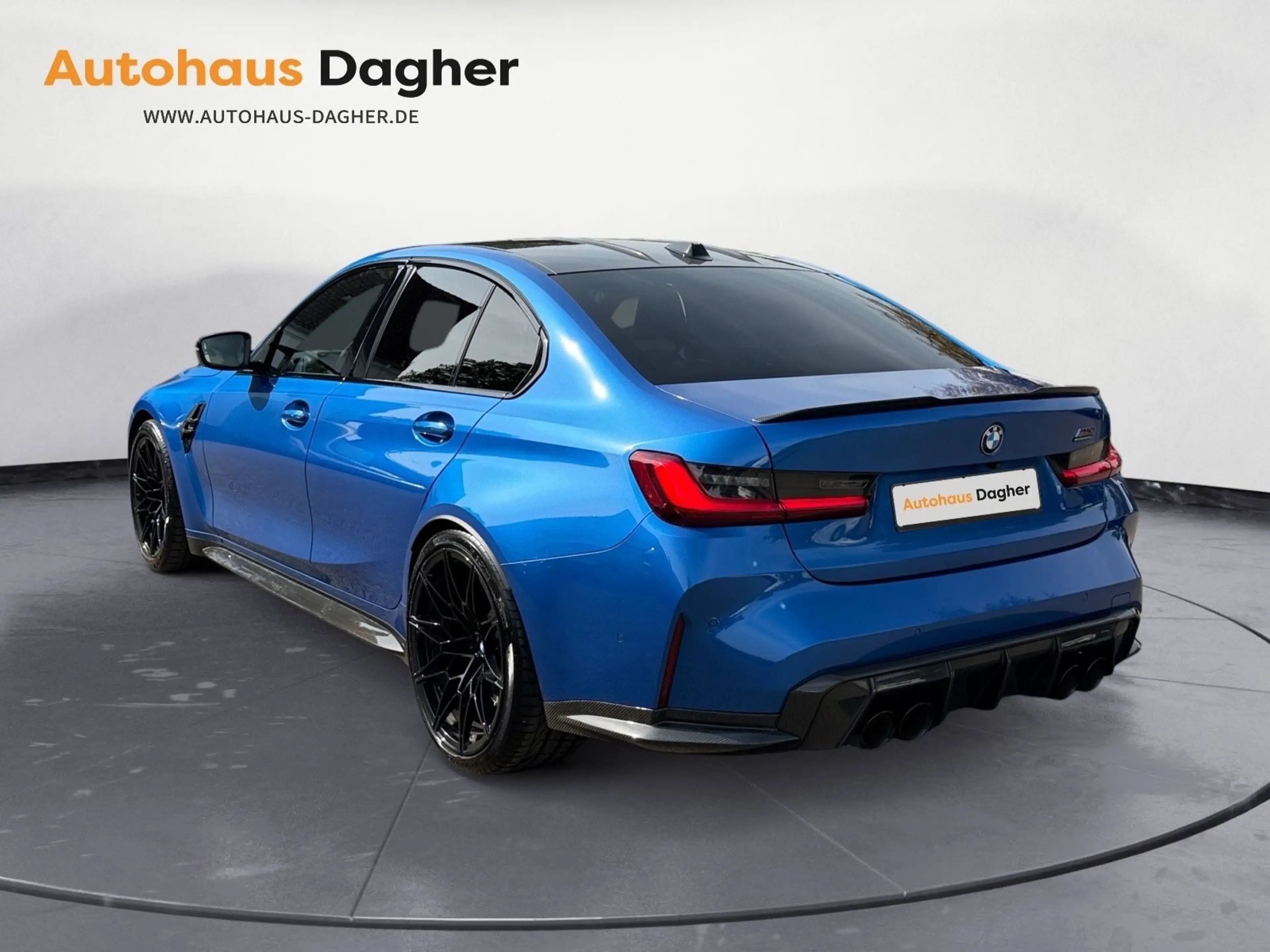 BMW M3 Limousine xDrive Competition CARBON — photo 3