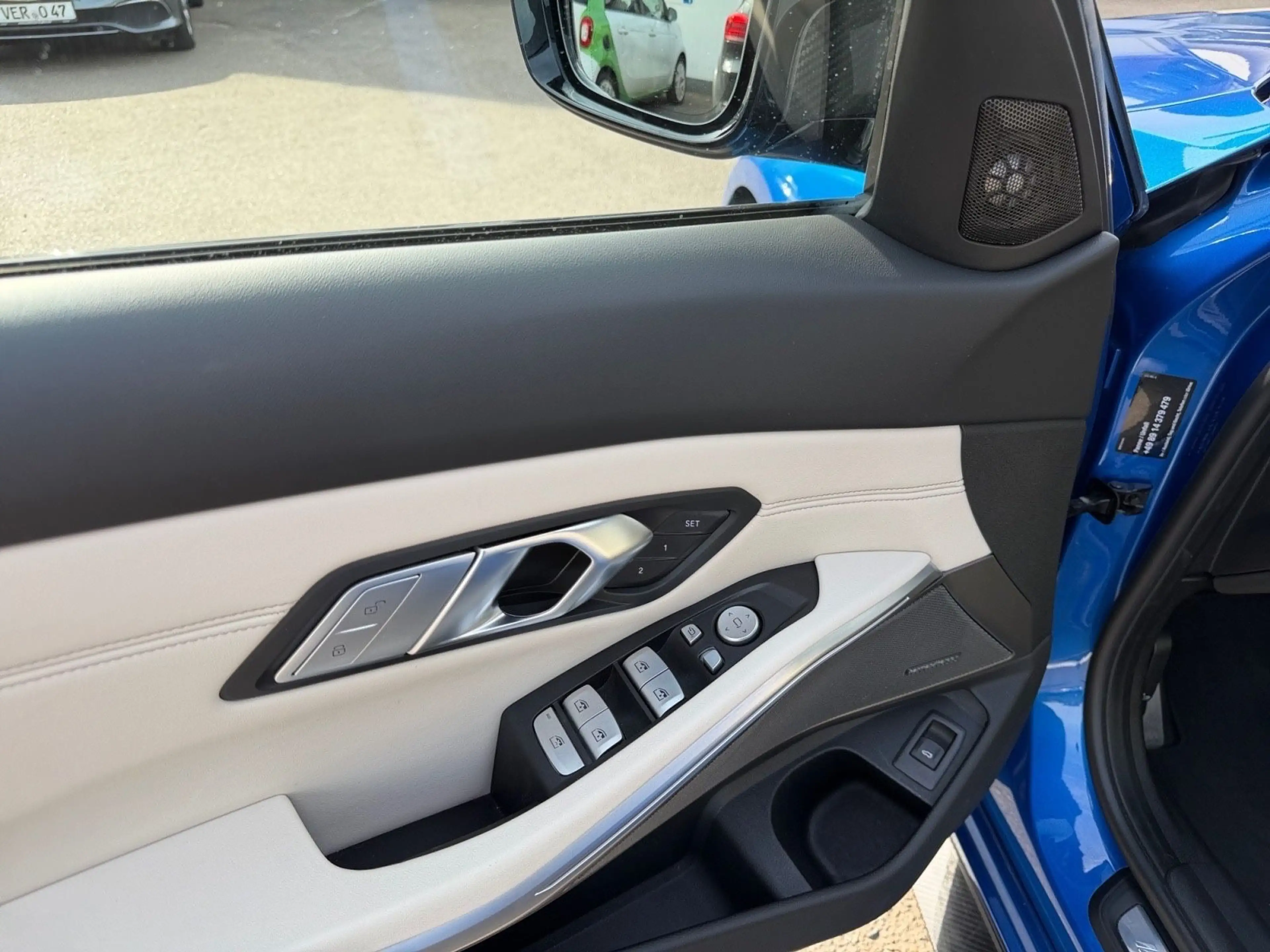 BMW M3 Limousine xDrive Competition CARBON — photo 11