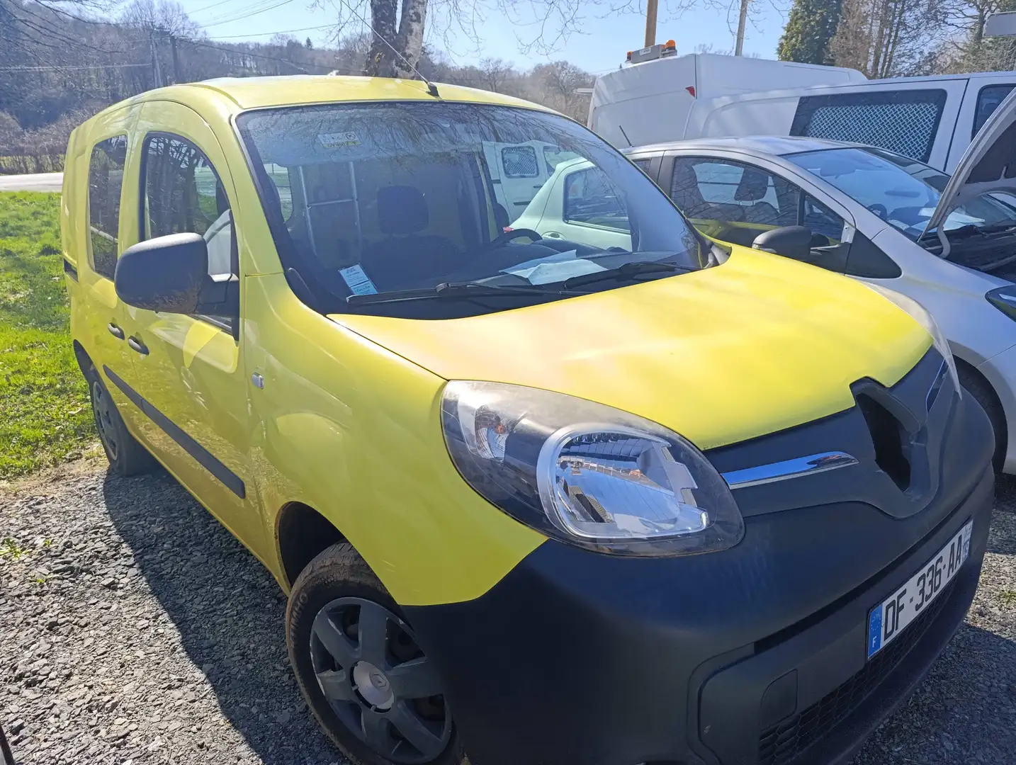 Renault Kangoo ZE 22KW Gelb - 1