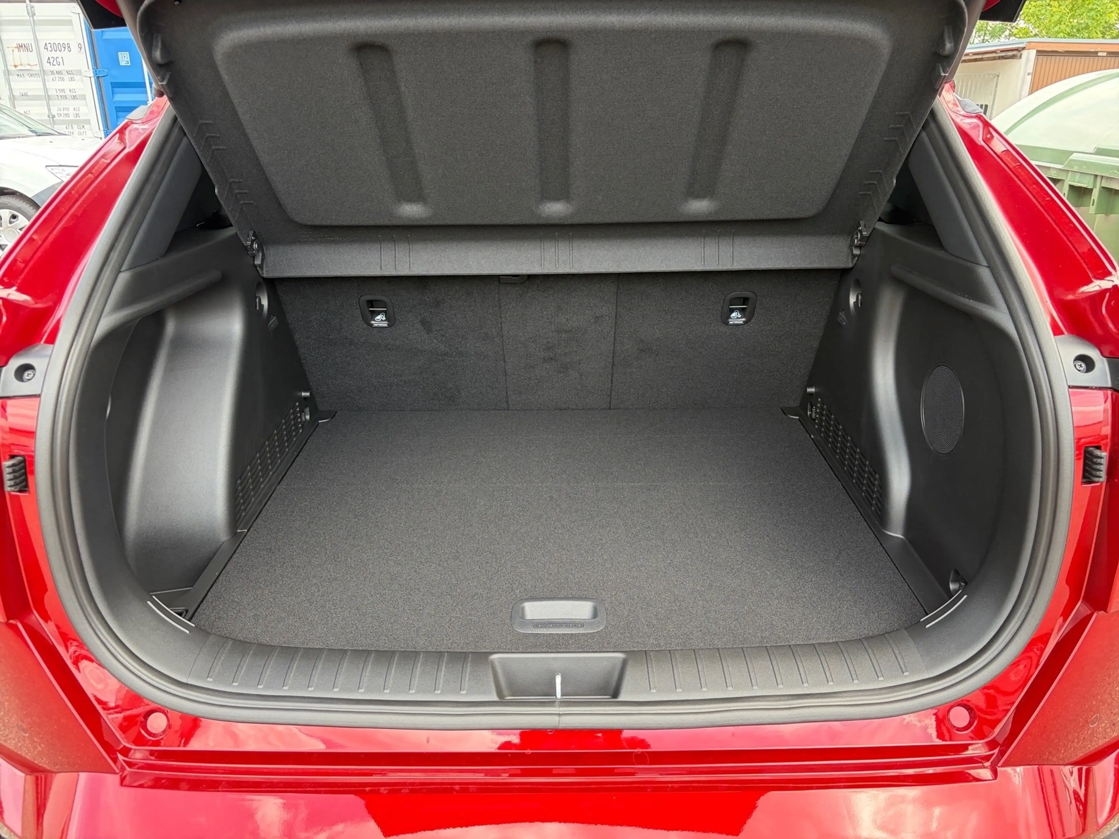 Hyundai KONA EV 65kWh N-Line X 2WD Navi, 360° — photo 12