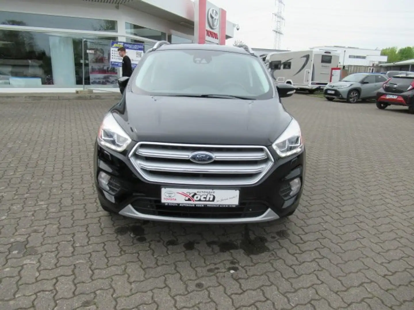 Ford Kuga Cool & Connect  4x2 Nero - 2