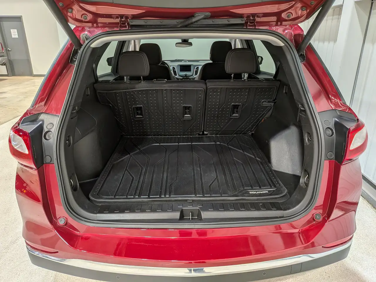 Chevrolet Equinox снимка Chevrolet Equinox