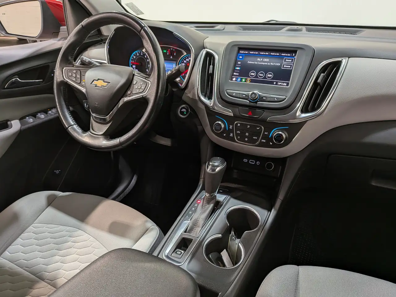 Chevrolet Equinox снимка Chevrolet Equinox