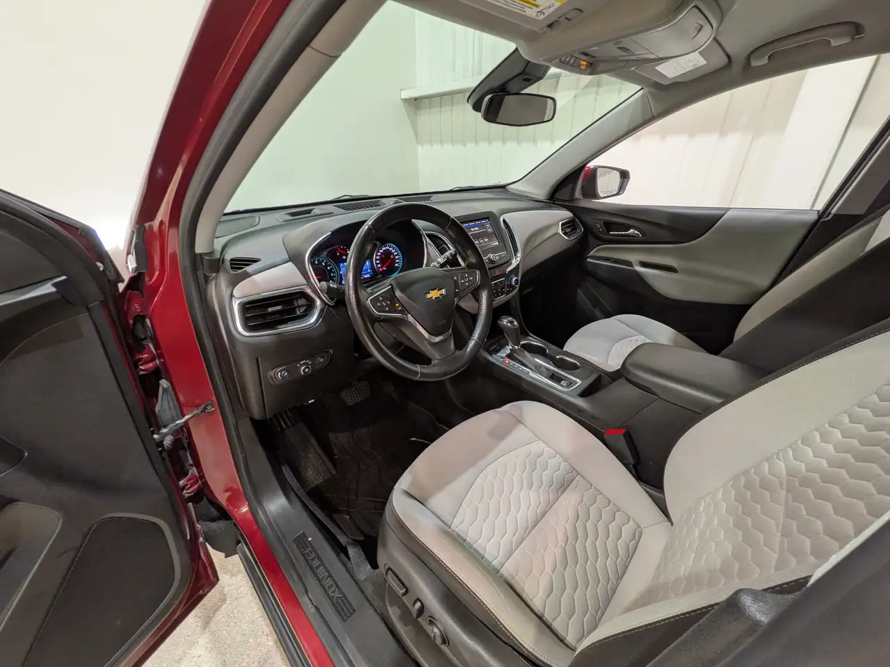 Chevrolet Equinox снимка Chevrolet Equinox