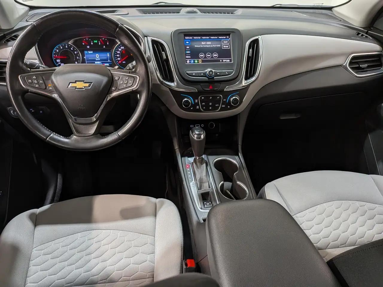 Chevrolet Equinox снимка Chevrolet Equinox