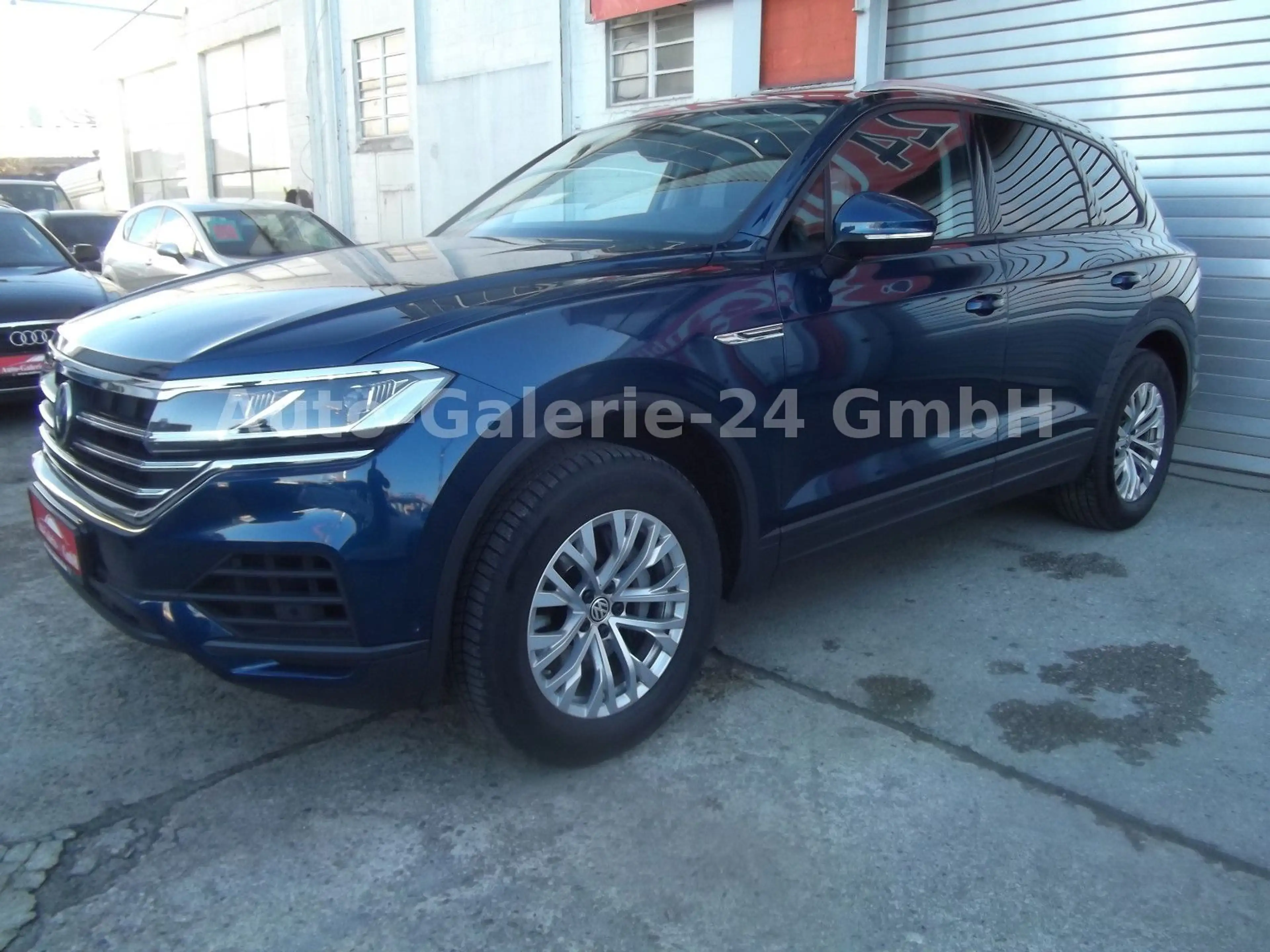 Volkswagen Touareg 3,0 TDi 4Motion Autom, Navi, LED — photo 2