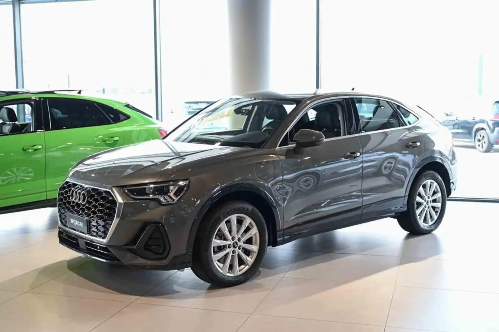 Audi Q3 Q3 Sportback 45 1.4 tfsi e Business Plus s-tronic Grigio - 1