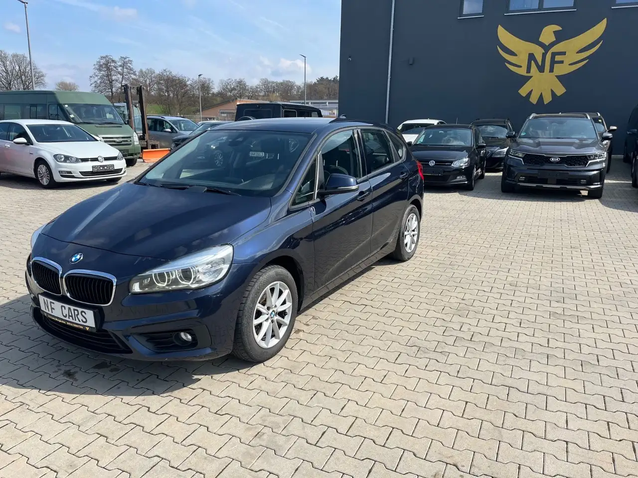 BMW 220
