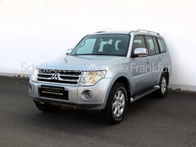 Mitsubishi Pajero 3.5 V6 Aut. Pano Leder Xenon 7 Sitzer