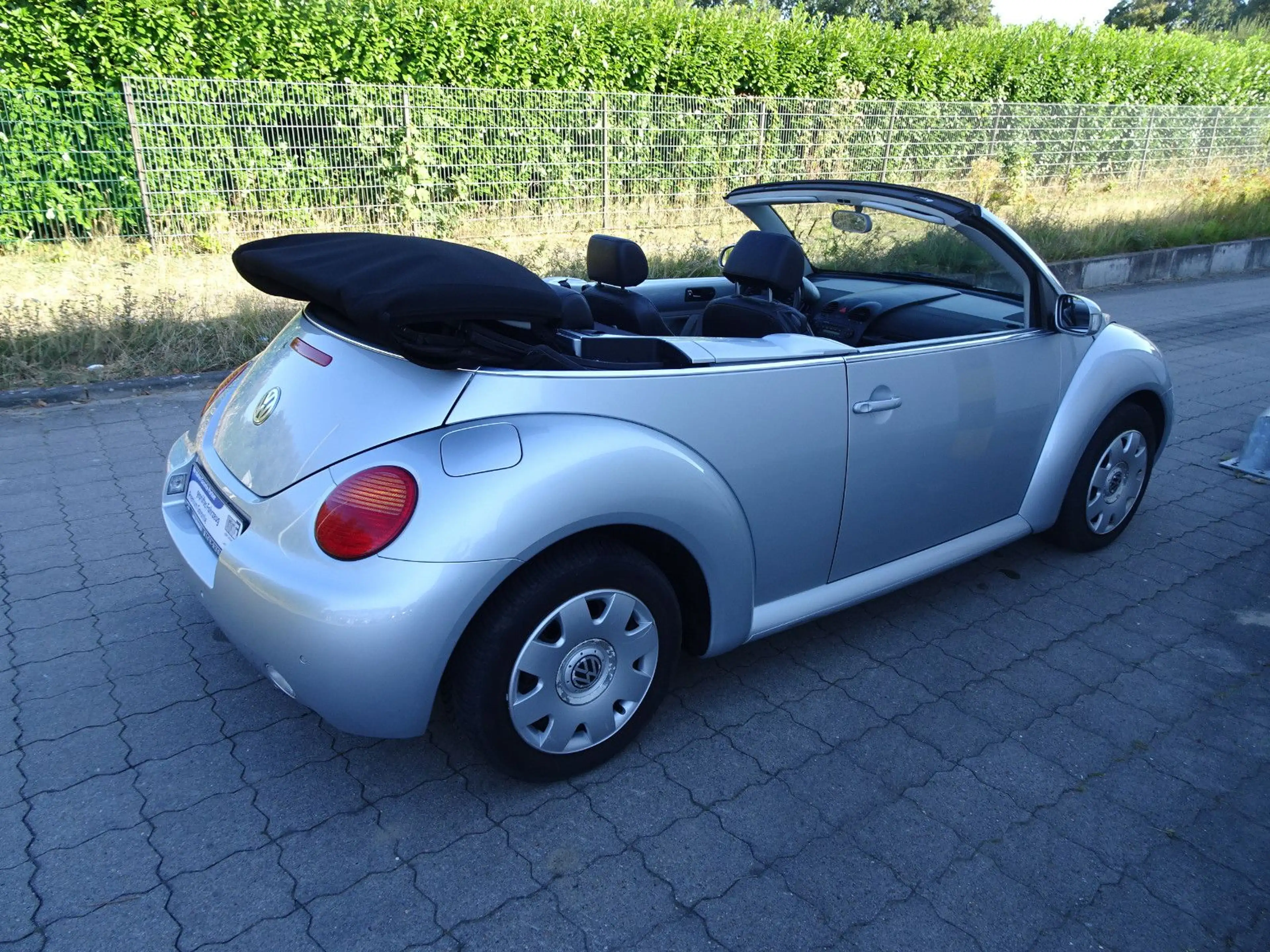 Volkswagen New Beetle 1.4 Cabriolet / Sitzheizgung / — photo 10