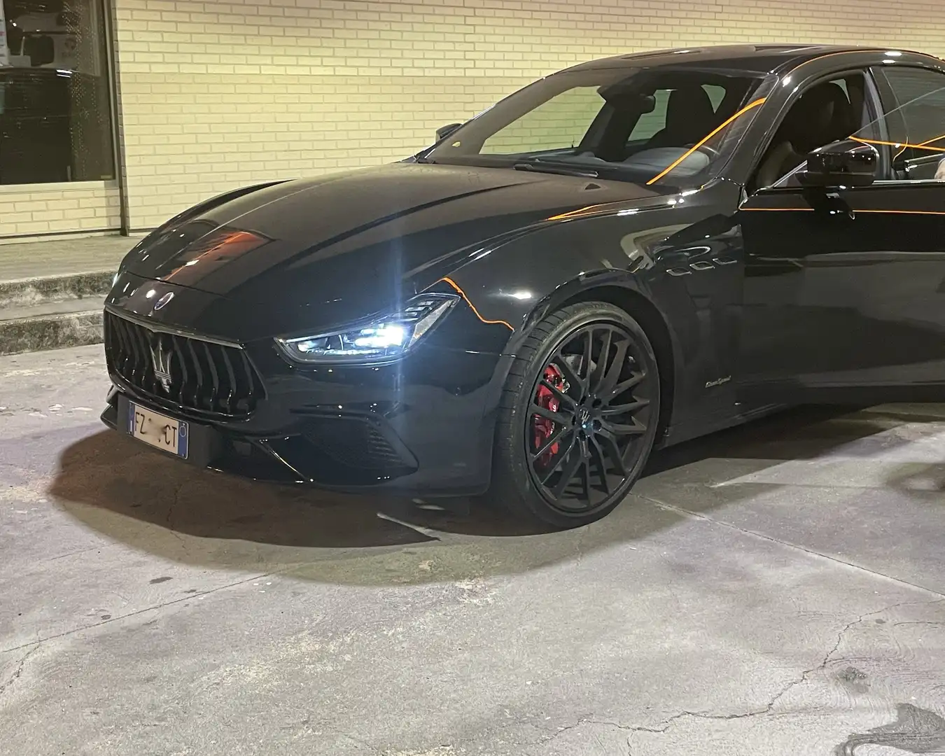 Maserati Ghibli GHIBLI SQ4 GRANSPORT NERISSIMO EDITION 430CV - 1