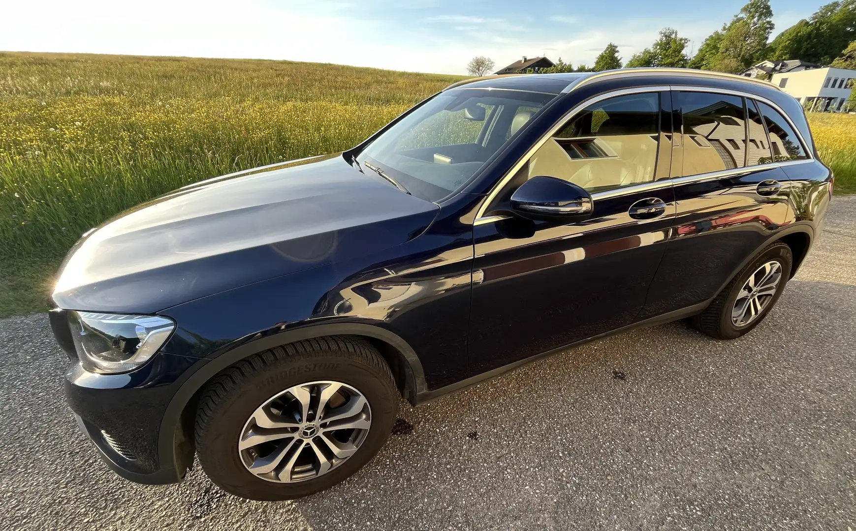 Mercedes-Benz GLC 220 GLC 220 d 4MATIC | AMG Line | Panoramadach Blau - 1