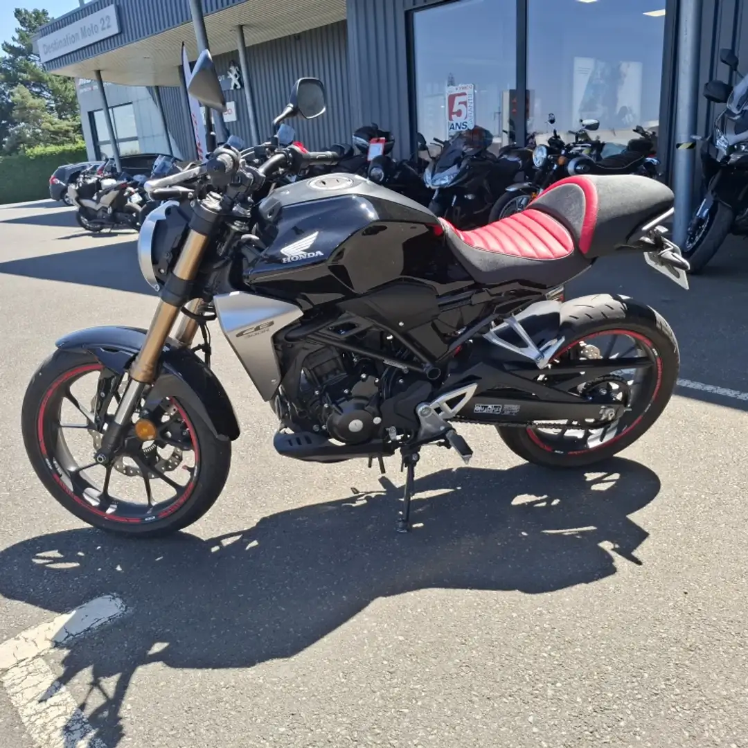 Honda CB 300 Noir - 2